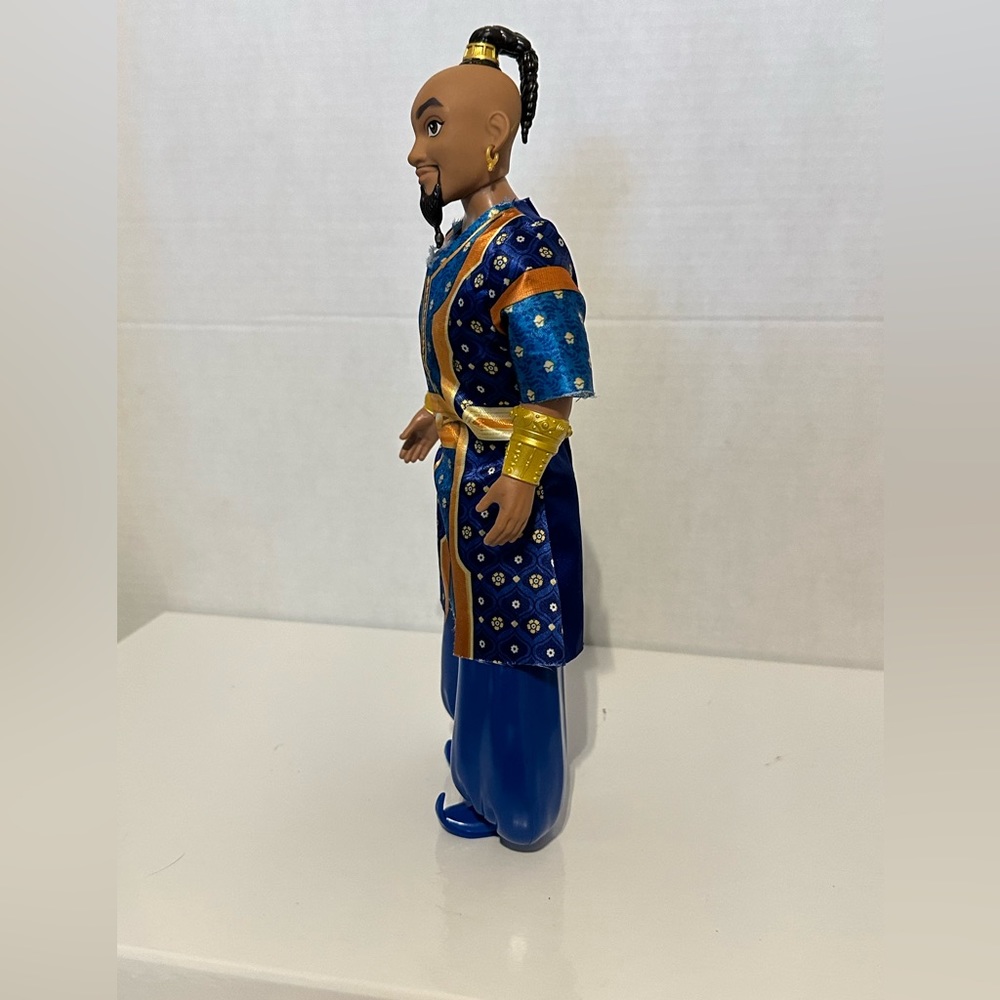 Hasbro 2018 Disney Aladdin Live Action Will Smith Genie Doll - Picture 2 of 7